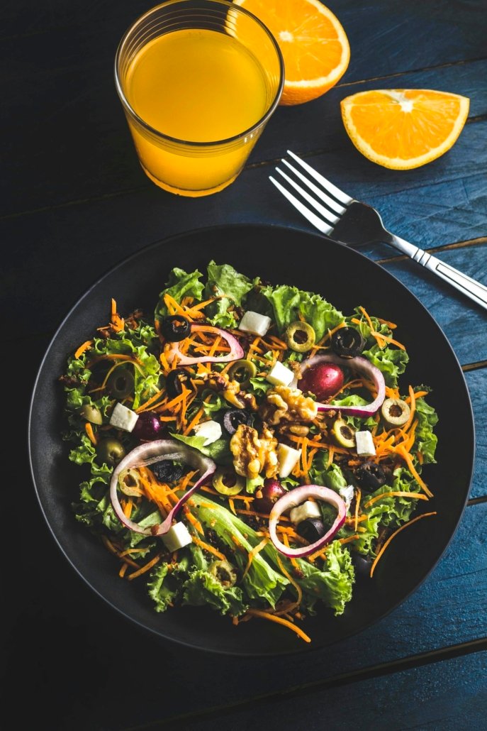 Fresh lunch bowls for office catering